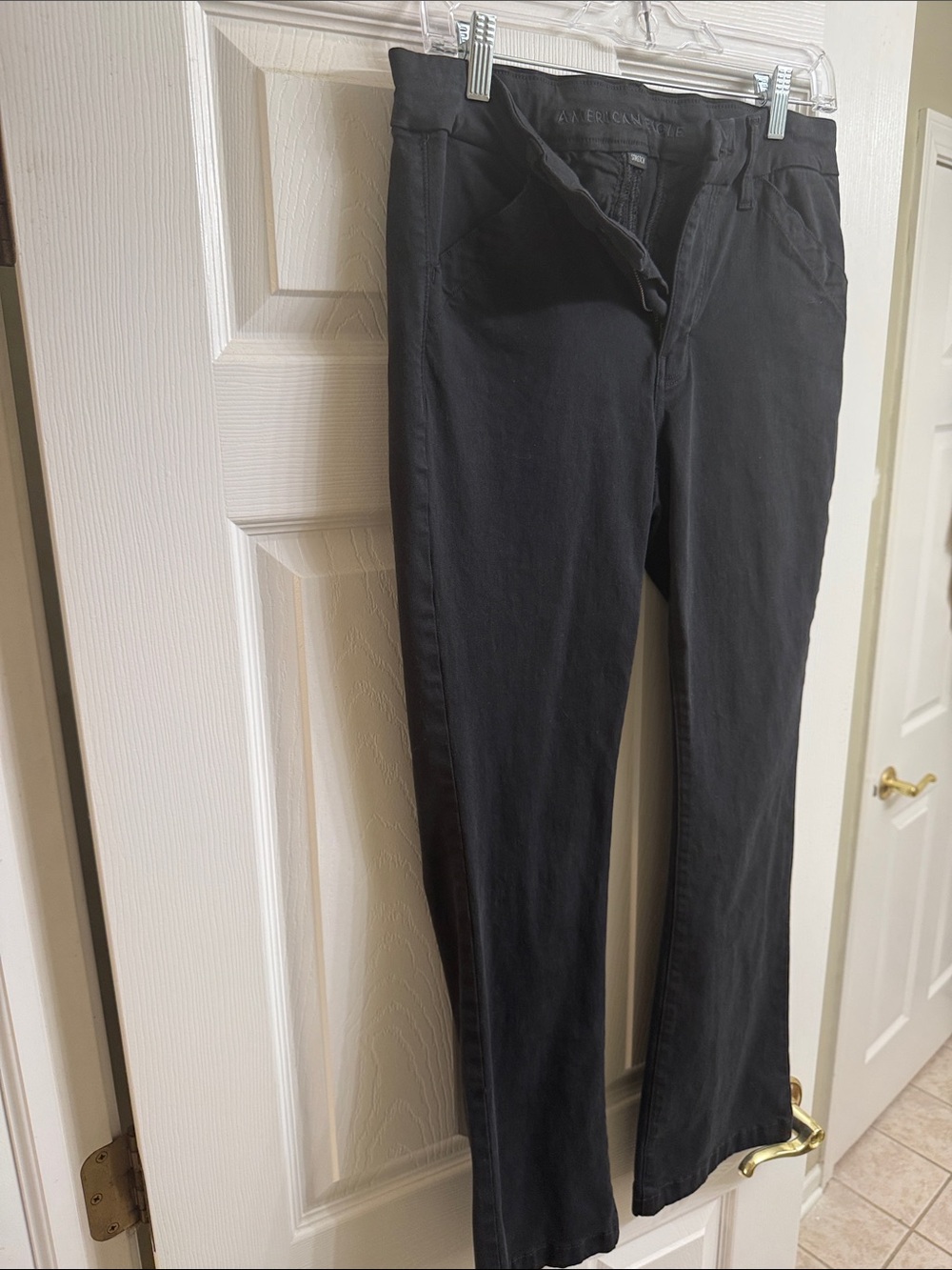 WOMEN’s Black Stretch Casual Pants